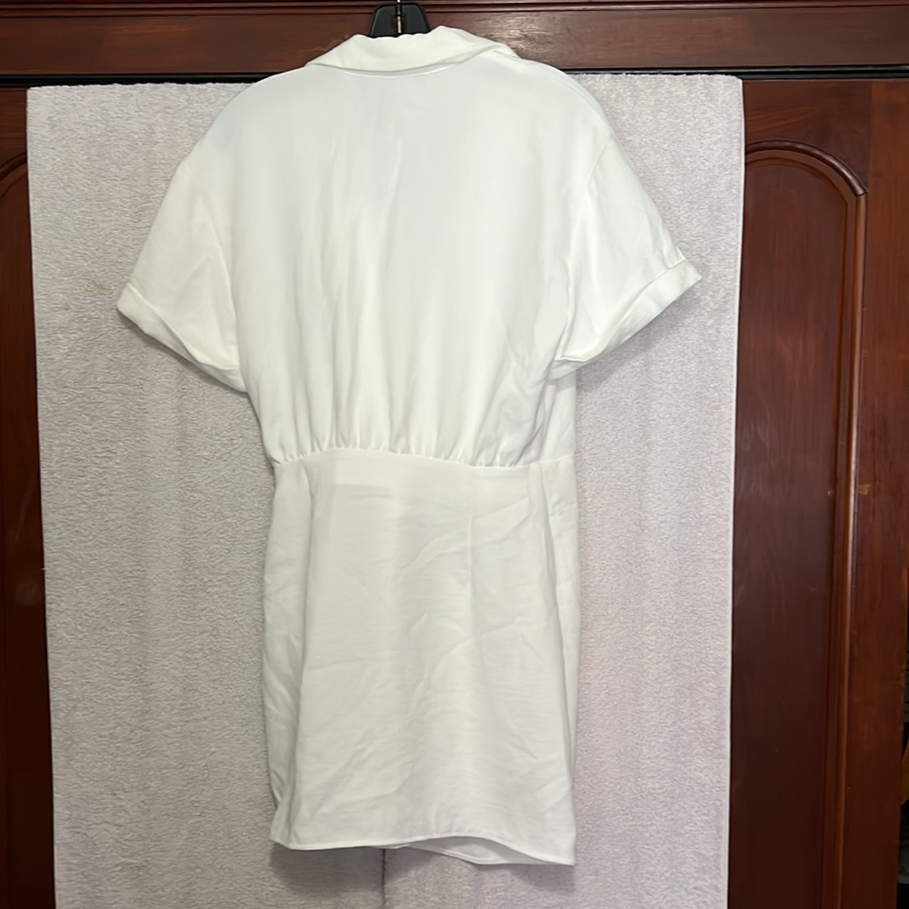 Zara NWT Bloggers Favorite White Short Wrap Dress Size Medium - Picture 5 of 12